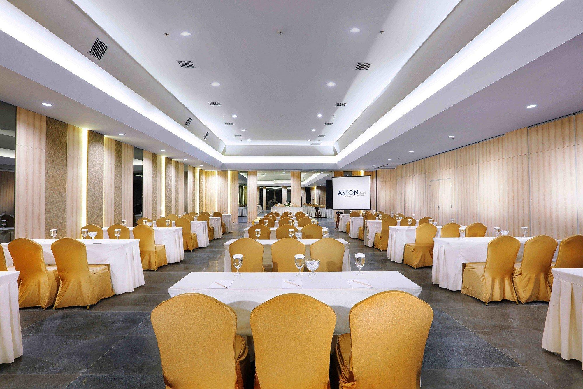 Aston Inn Pandanaran Semarang Ngoại thất bức ảnh
