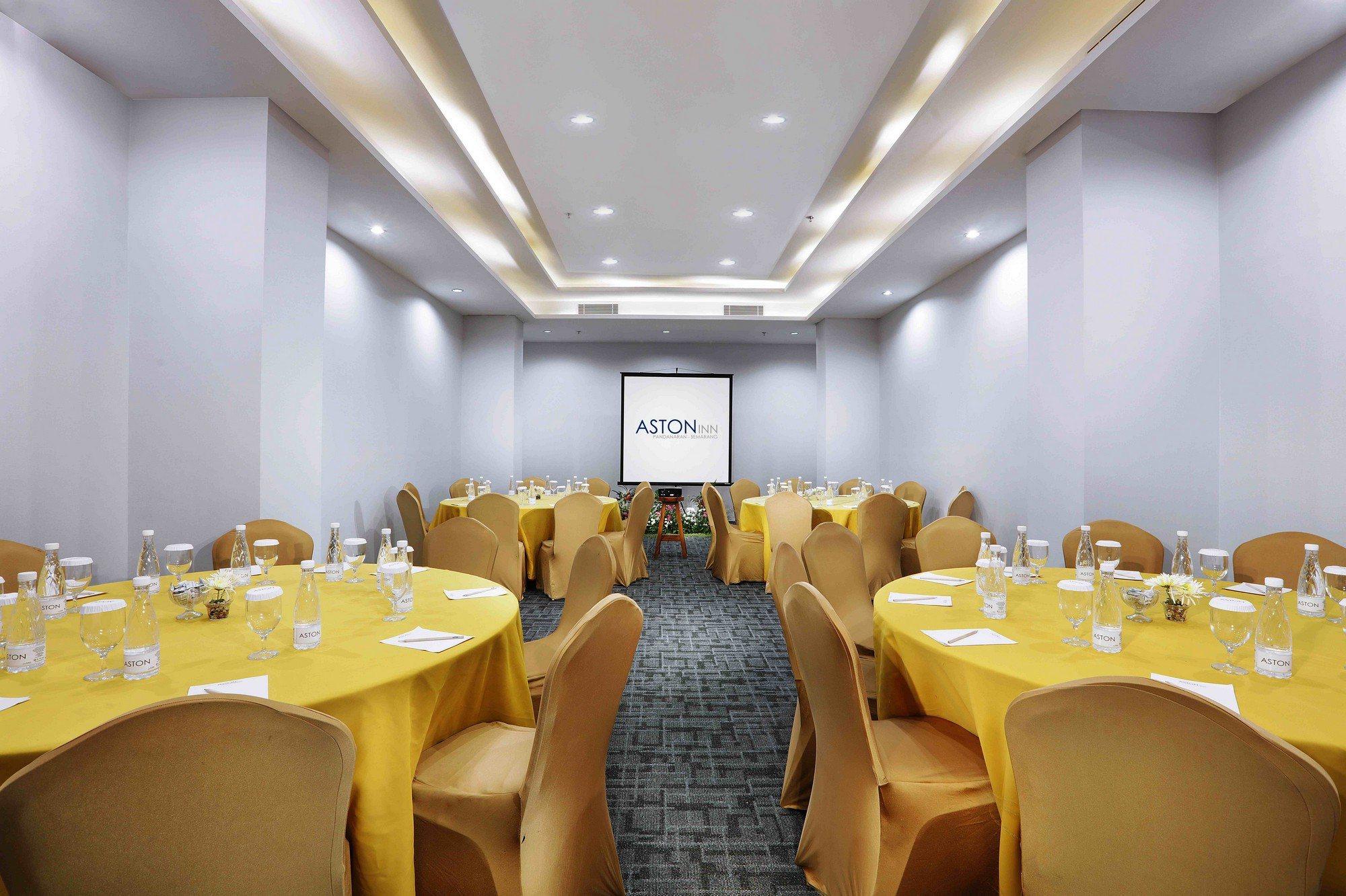 Aston Inn Pandanaran Semarang Ngoại thất bức ảnh